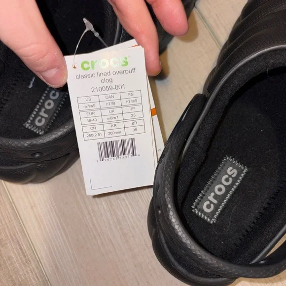 NWT black lined crocs - Picture 3 of 5